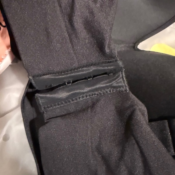 Truekind Black Wireless Bra - Picture 4 of 7